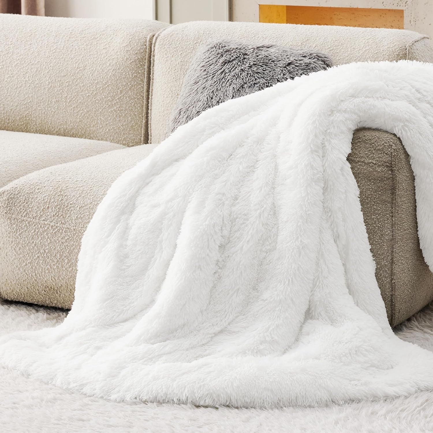 Soft White Throw Blanket for Couch, Fluffy Fuzzy Blankets & Throws for Bed, Sofa, Cozy Plush Sherpa Fleece Faux Fur Blanket, Thick Warm Christmas Blanket Gifts for Women, Men, 50X60